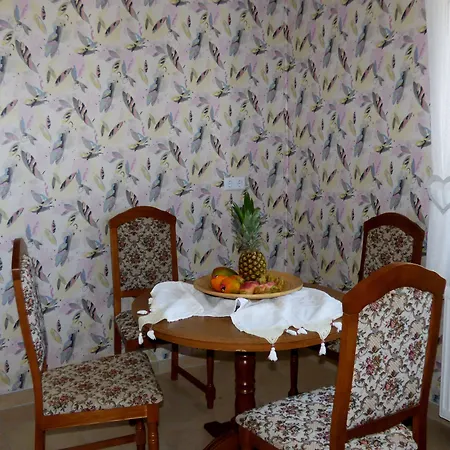 Appartement Relaxen Im Alten Winzerhaus Og *